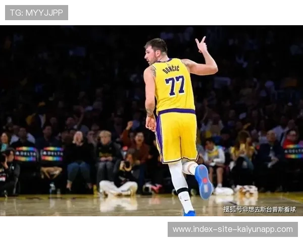 湖人130-120热火！东契奇的表态胜过三连胜，湖人交易东契奇